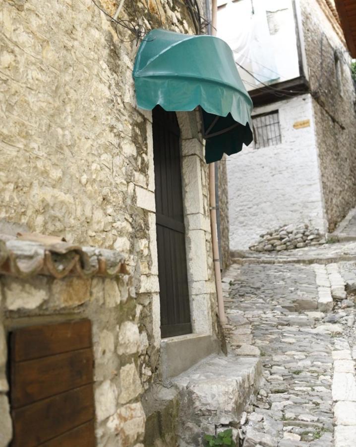 Fole Hotel Berat Exterior photo